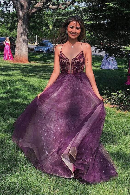 Vestido de fiesta largo de tul y apliques en forma de A